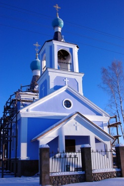 Церковь прихода в честь Преображения Господня в Новокемском.JPG